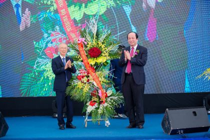 Khanh-thanh-nha-may-ANAM-Electronics-Vietnam-01