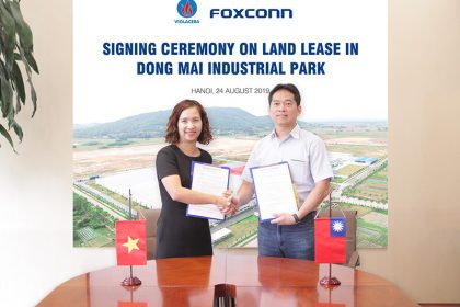 Ky-ket-hop-dong-Viglacera-Foxconn